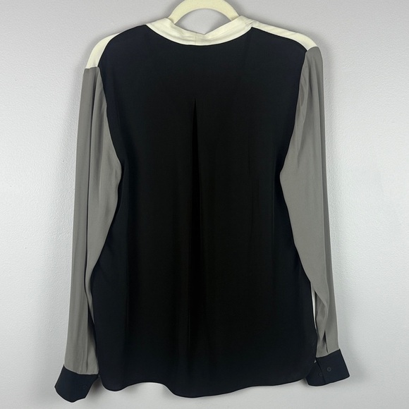 Elie Tahari 100% Silk Elegant Black White Black & Gray V-Neck Blouse Size Medium - Picture 12 of 13